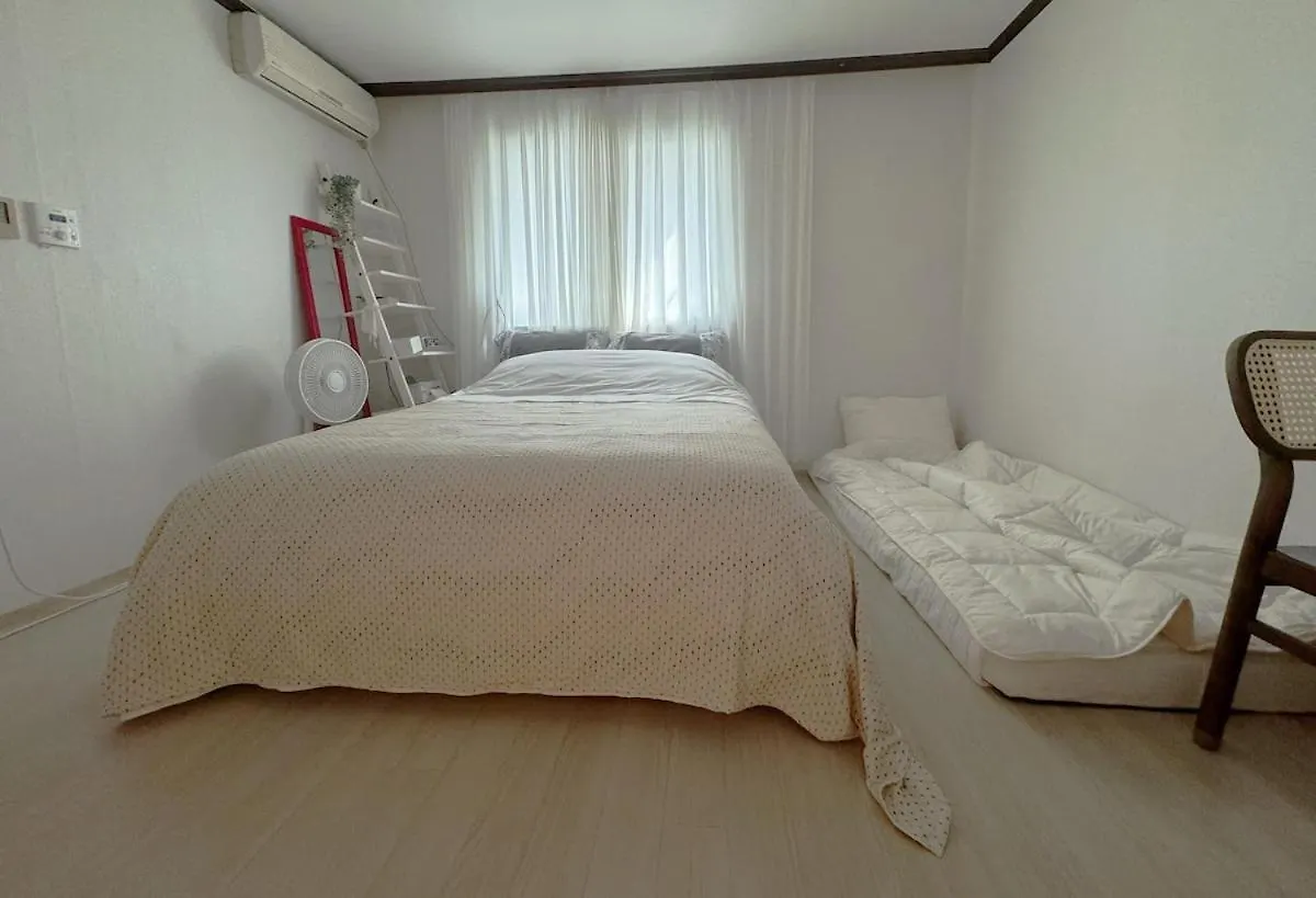 Apartment Goyoae Home Seoul